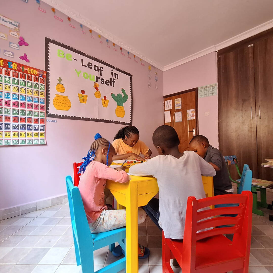Students Learning at Zahari